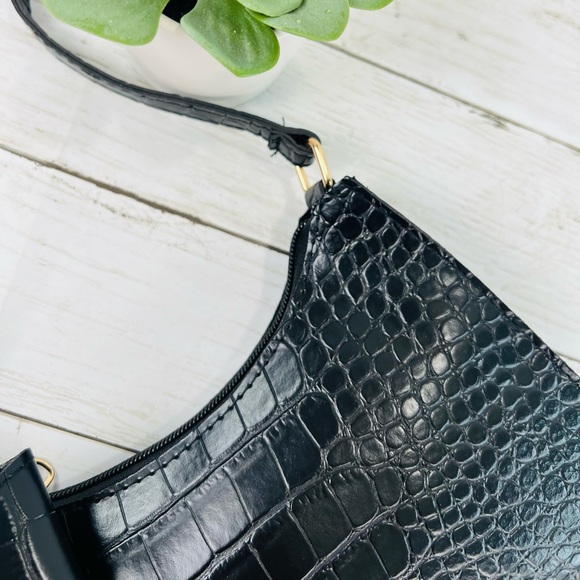 NWT Black Croc shoulder bag Faux Patent, leather Square Shape - Picture 4 of 13